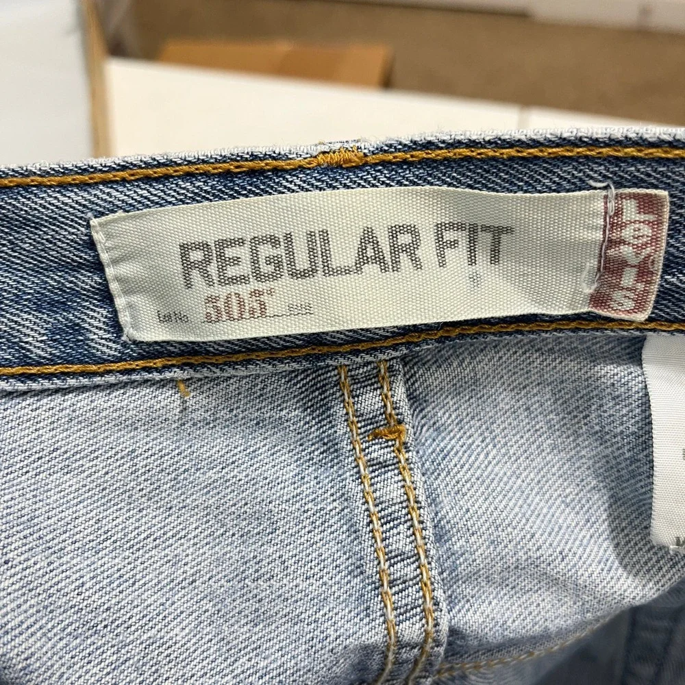 Levis excellent minor